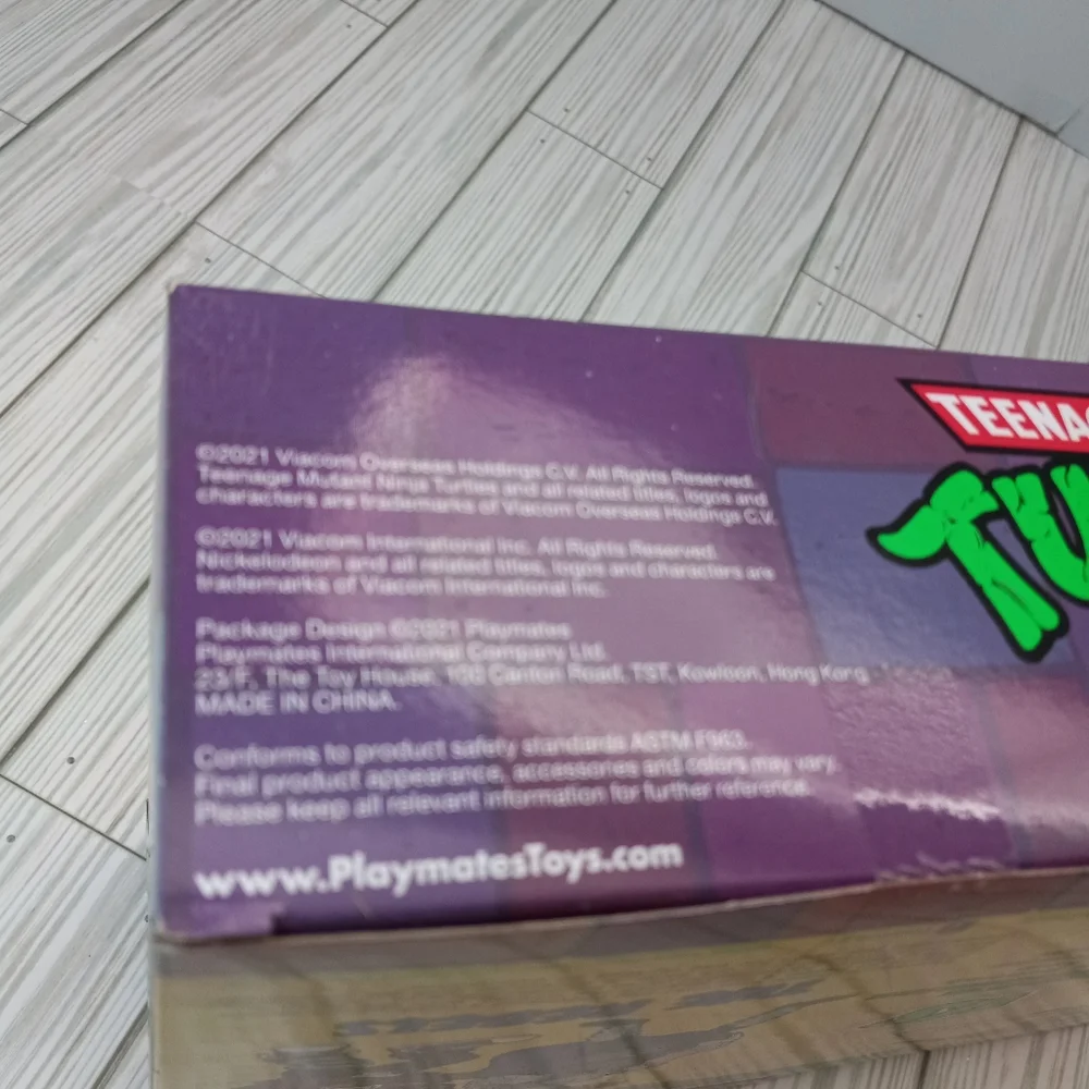 Playmates Teenage Mutant Ninja Turtles Leonardo VS Rocksteady Toy Figures
